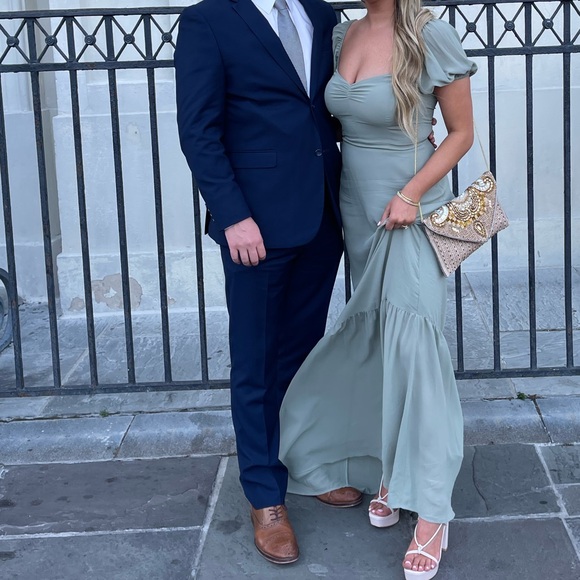 Reformation - Farrow Dress - Size 8 - Picture 3 of 3